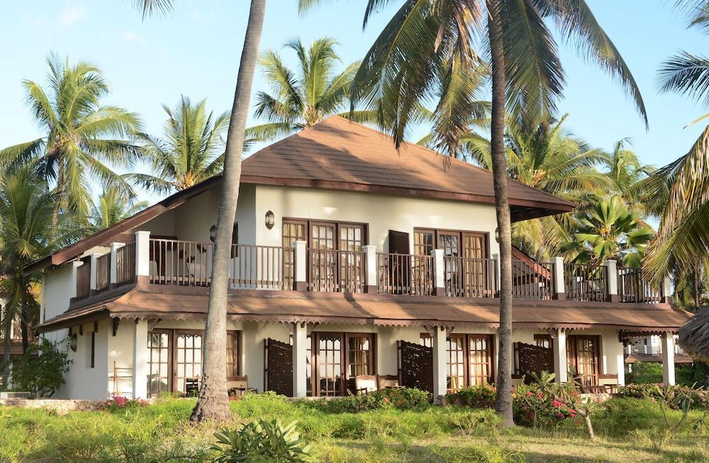 Breezes Beach Club And Spa Bwejuu Exterior foto