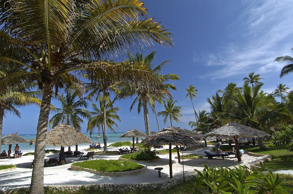 Breezes Beach Club And Spa Bwejuu Exterior foto
