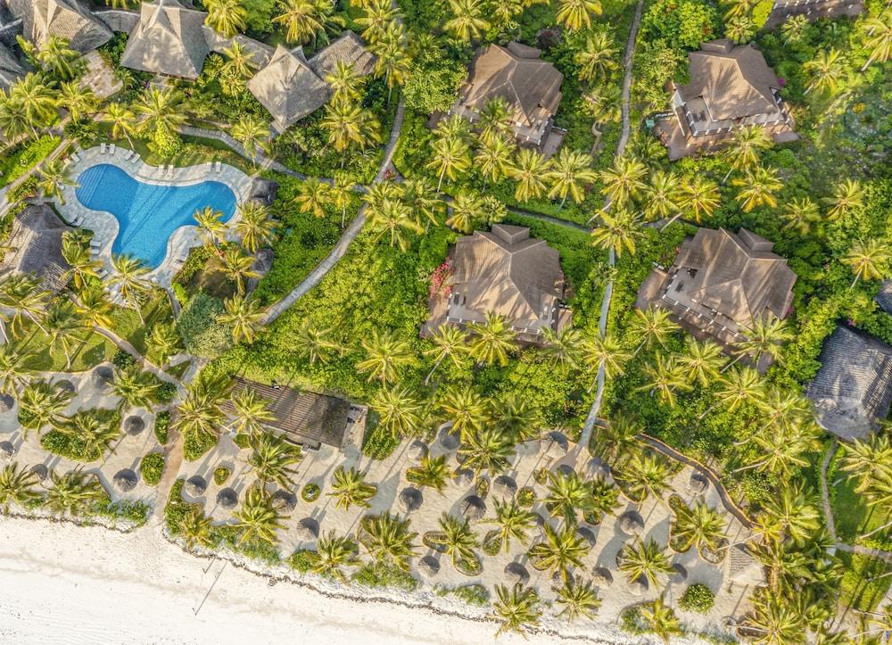 Breezes Beach Club And Spa Bwejuu Exterior foto