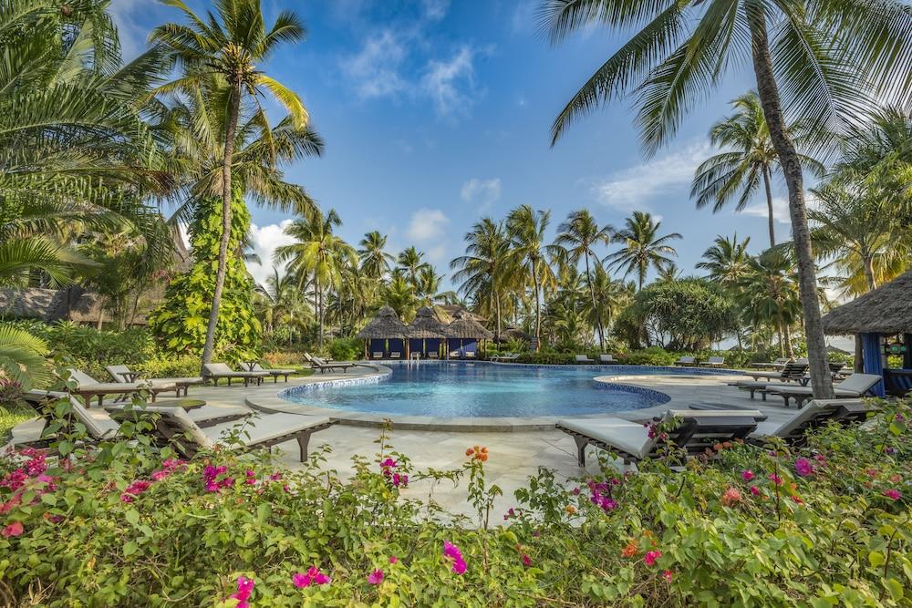 Breezes Beach Club And Spa Bwejuu Exterior foto