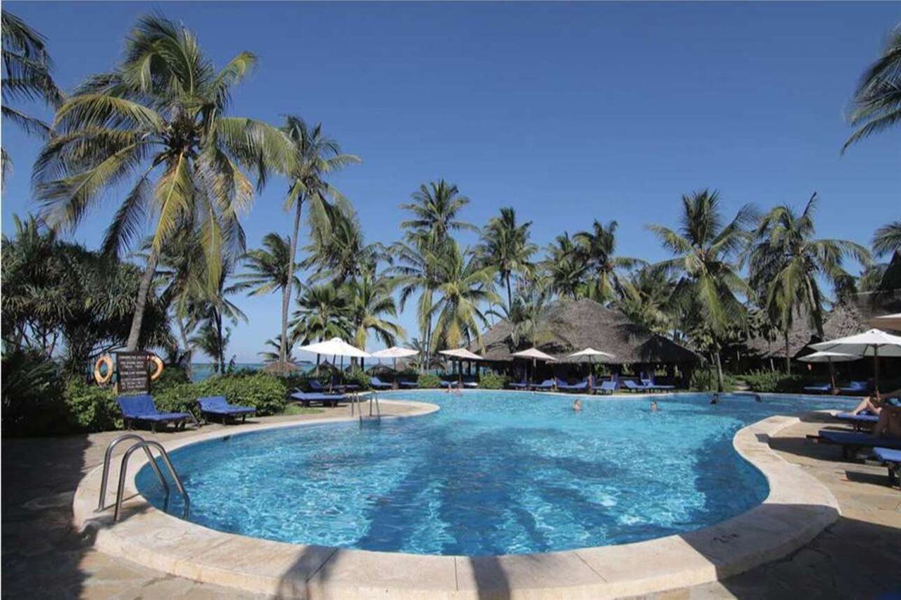 Breezes Beach Club And Spa Bwejuu Exterior foto