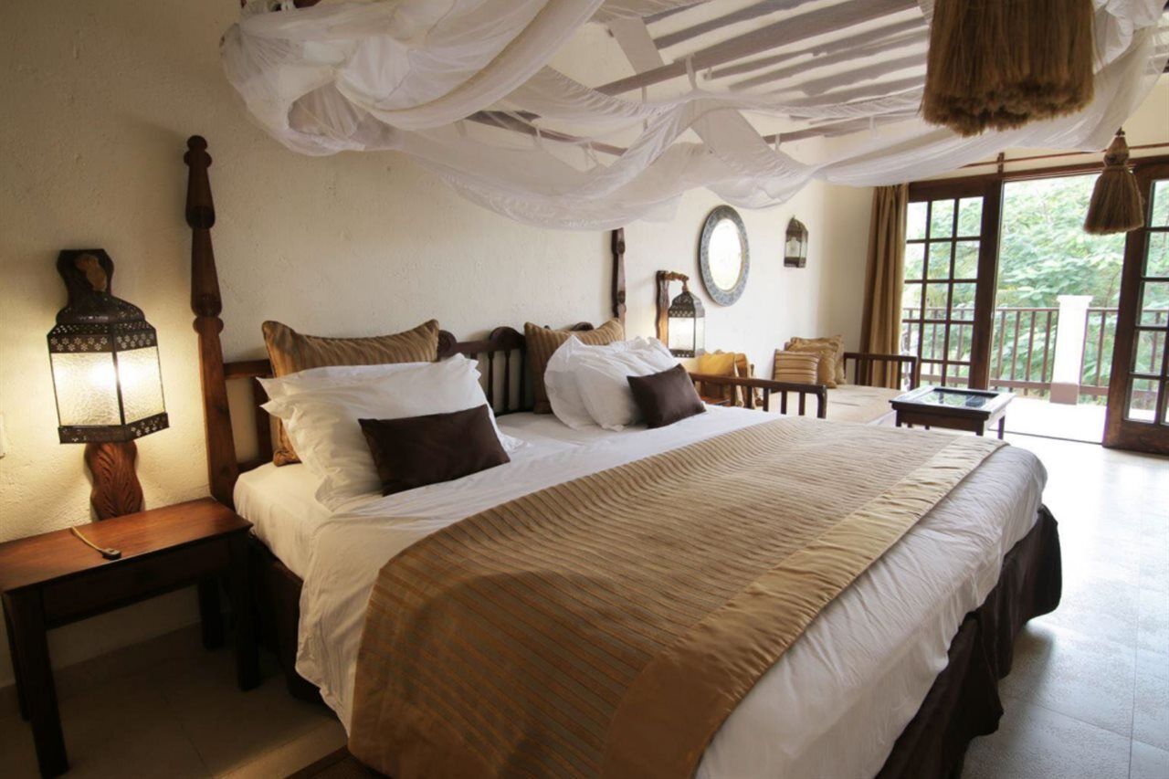 Breezes Beach Club And Spa Bwejuu Exterior foto